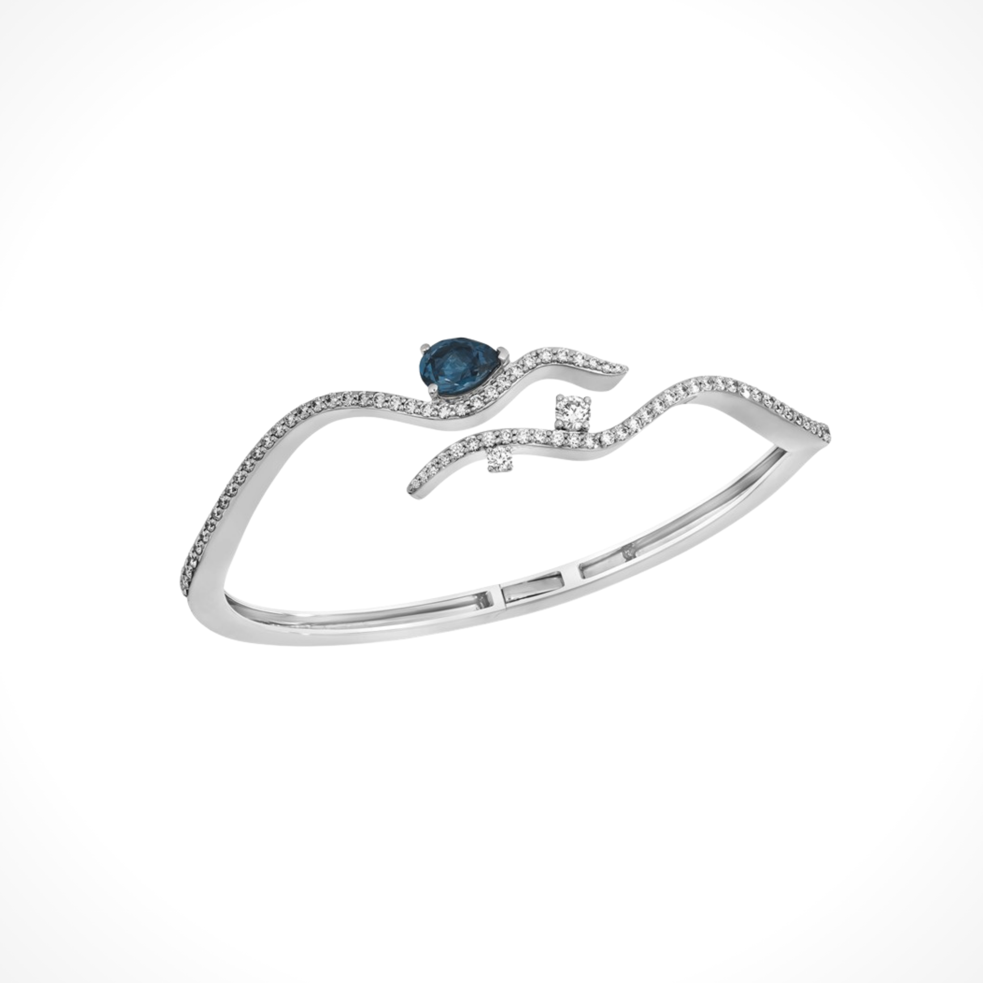 Mirage Vaga Cuff