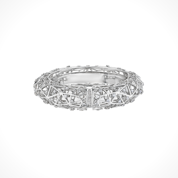 Estelar Giro White Bangle